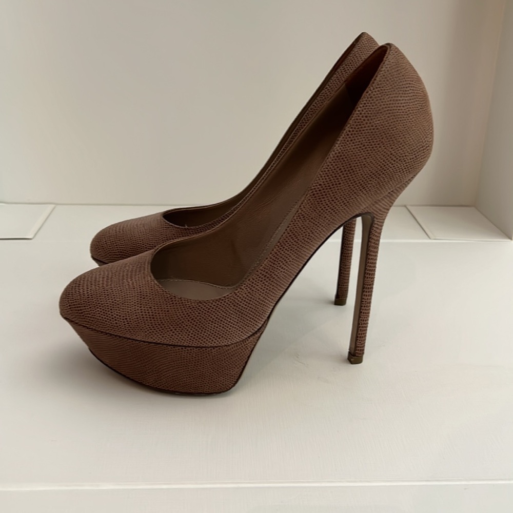 Sergio Rossi Nude Platform Heels - Size 38